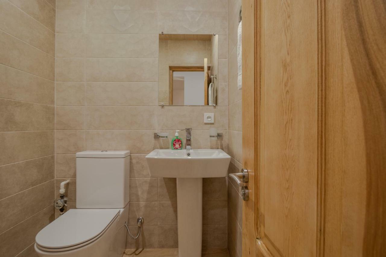 Stay Inn Apartments On 33 Sayat-Nova Avenue Jerevan Exteriör bild